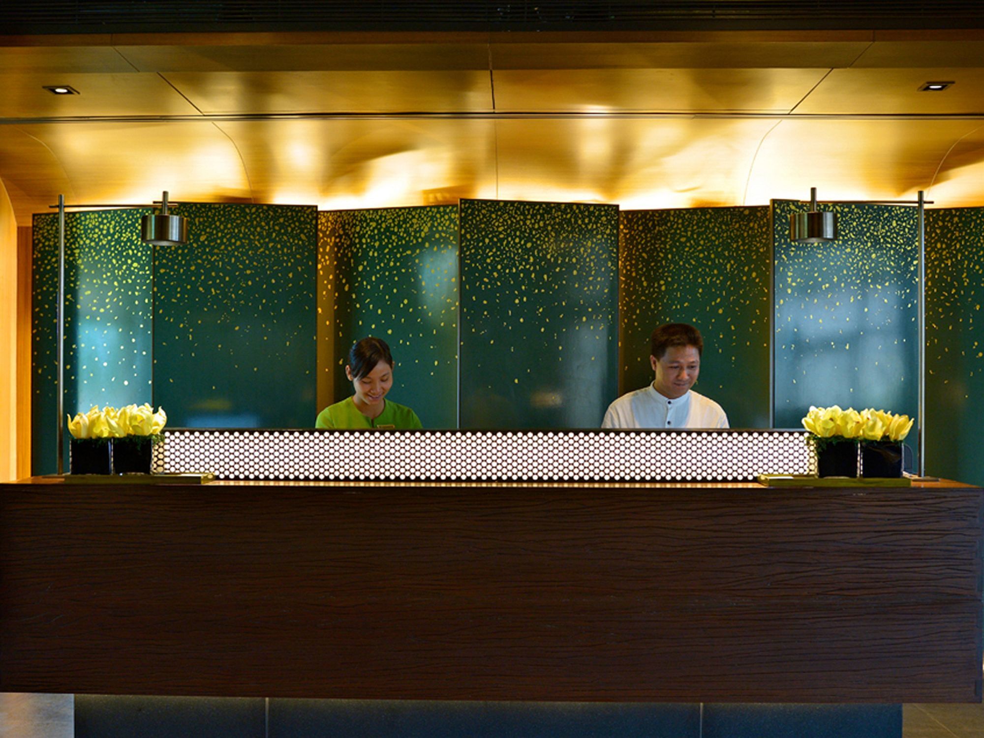 Emerald Palace Hotel Naypyidaw Екстер'єр фото